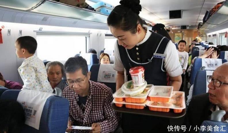 为什么高铁上不允许卖方便面，而火车上却有卖？听听设计师怎么说