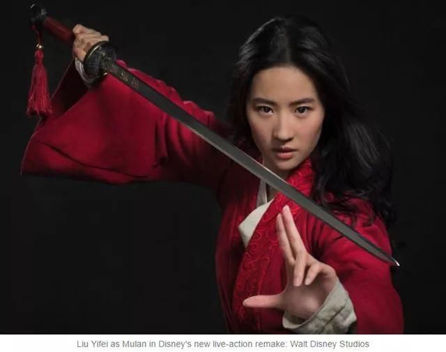 壹周星闻|黄晓明否认操控股票;霉霉演唱会谈及骚扰案胜诉一周年;