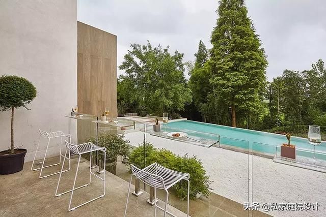 乡下房改造的民宿，民宿和庭院竟美成了这样了