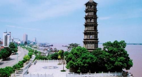  【我国】十几年前的九江，曾是我国优秀旅游城市，发展堪比省会