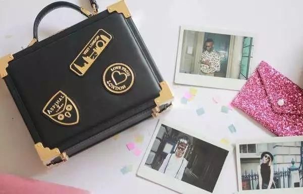 时装精们都不甘心撞包,她们把目光瞄准了这些小众却有格调的宝贝