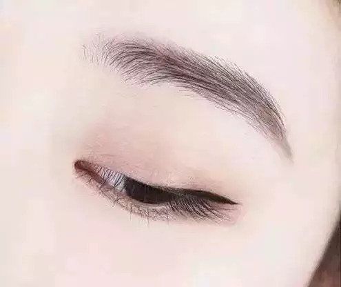 林允关晓彤因“霸凌脸”不受女生喜欢?