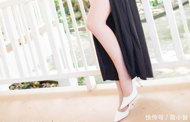 时尚舒适的尖头细跟，穿上它显出女人的光芒，尽显女人味