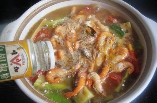  [味道]豆腐杂蔬鲥虾煲，味道好，满足你的味蕾