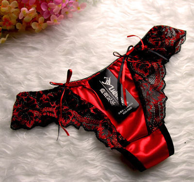 裙子里面不要再穿安全裤了，今年大火的是它