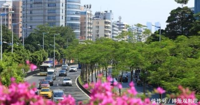  【内衣】广东这座小镇被称为“中国内衣之都”，城建跟地级市差