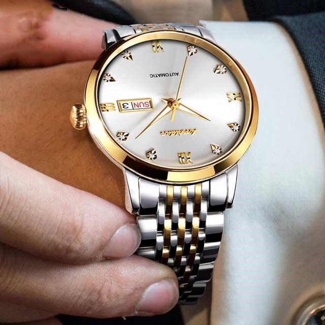 中国机械表突飞猛进!陀飞轮技术引得外国人点赞，世界爱上中国造