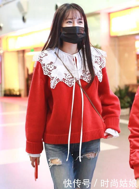 沈梦辰穿红衣白蕾丝领装嫩装文艺，简直辣眼睛，心疼修图师！
