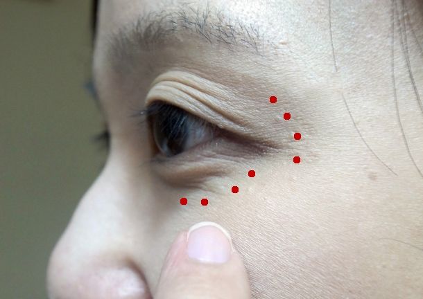 女人保养是老样子，不保养是样子老，快用“它”抚平皱纹年轻十岁