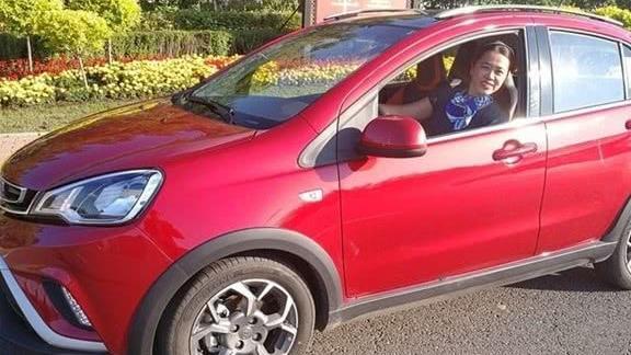 吉利推出特价SUV，自动挡高配才7万，还看啥哈弗H6！