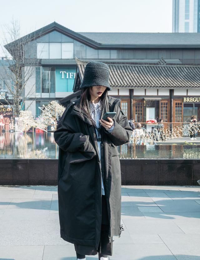  『抓紧』无脑穿搭拯救不完美身材？一年四季都时髦的运动风，抓紧种草啦