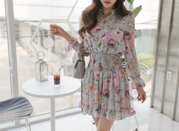 女神孙允珠，紫芋染香蔷薇古堡彩绘小洋裙