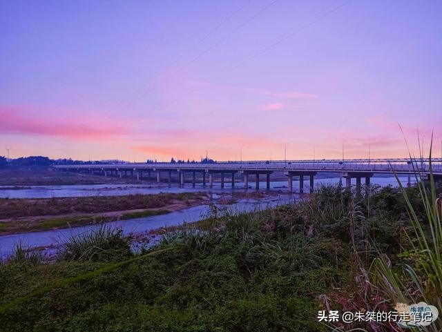 四川省最早引入共享单车的县级市 以古遗址命名 距离成都仅24公里