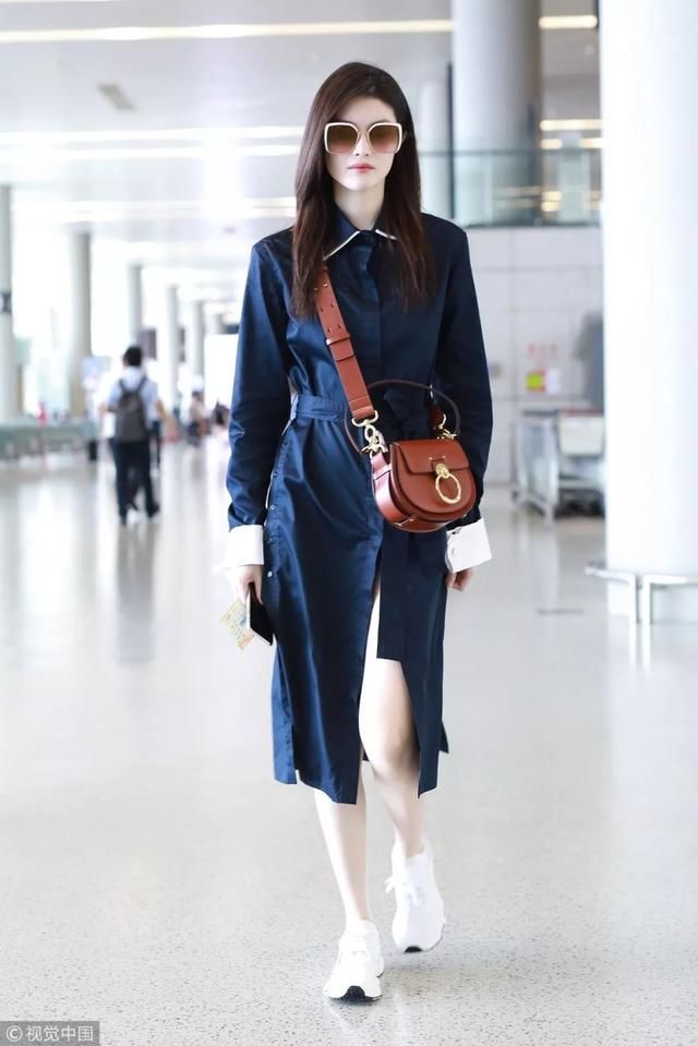 刚入秋就穿两件套？女明星们的穿搭果然超前啊！