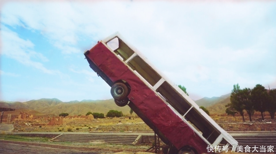 6天5夜旅游攻略，带你玩遍大西北，不要只知道青海的茶卡盐湖