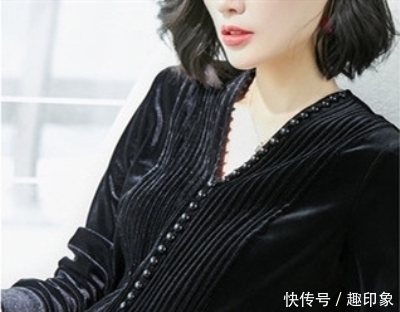  「打扮」女人过了45岁，再打扮就老了，瞧下面这几款，美的令人羡慕