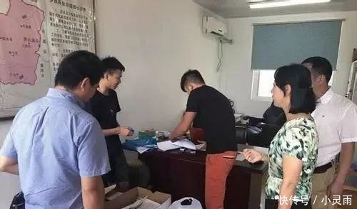  「土地确权」在农村, 家家该有2个证, 给30万都不会换, 没有的找