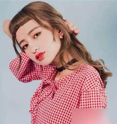 11款刘海在眉毛上面的发型，清凉也好看!