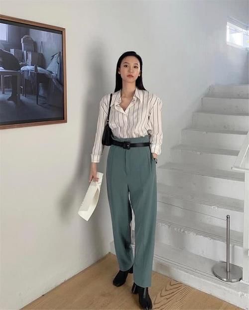  「不想」春夏不想穿裙子？试试这3款时髦裤装，显瘦又拉风，变身酷女孩