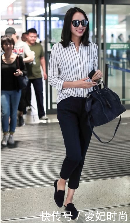 张梓琳真低调！182身高穿九分裤配平底鞋，依旧藏不住大长腿！