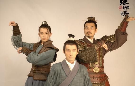 皇帝@《琅琊榜》里这两位，新剧题材“撞衫”，一个演皇帝，一个做娘娘