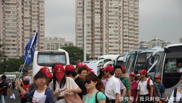 旅行团的报价那么低，难道不怕亏本吗？导游透露主要是这三点