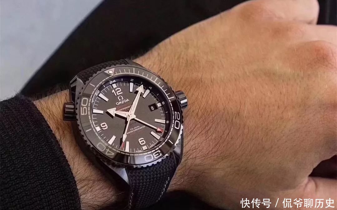  [火爆]介绍几款2019年超级火爆的夏日潜水运动腕表