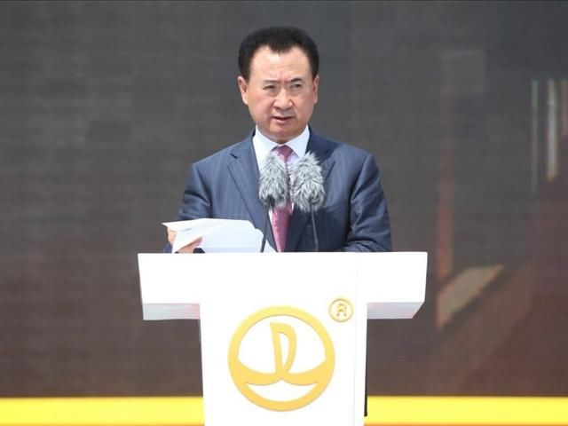 王健林负债压力很大？马化腾损失9000亿无动于衷，大佬的心态真好