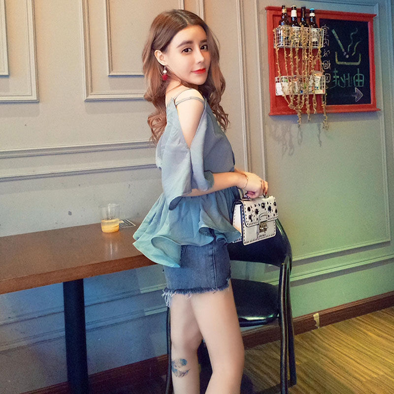 每个女人都可以前凸后翘,关键得看你会不会穿了