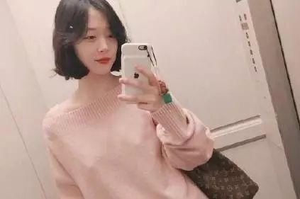 越来越多女明星“真空”出街，内衣真的这么讨厌?