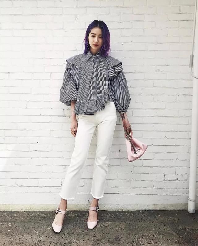 关于白色牛仔裤,这些是时尚博主没告诉过大家的搭配心机