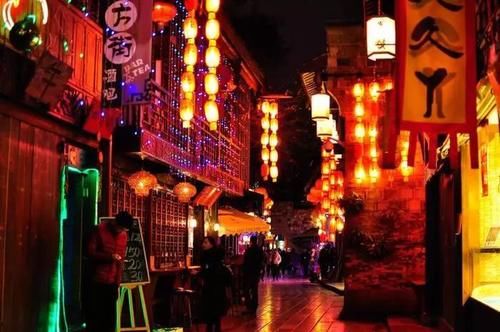 到成都吃什么？玩什么？——成都旅游攻略