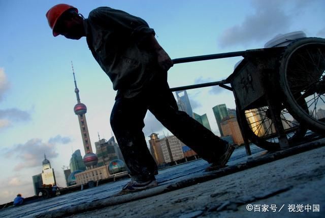  #买房#为何现在农村人热衷于到县城买房？听听老农怎么说