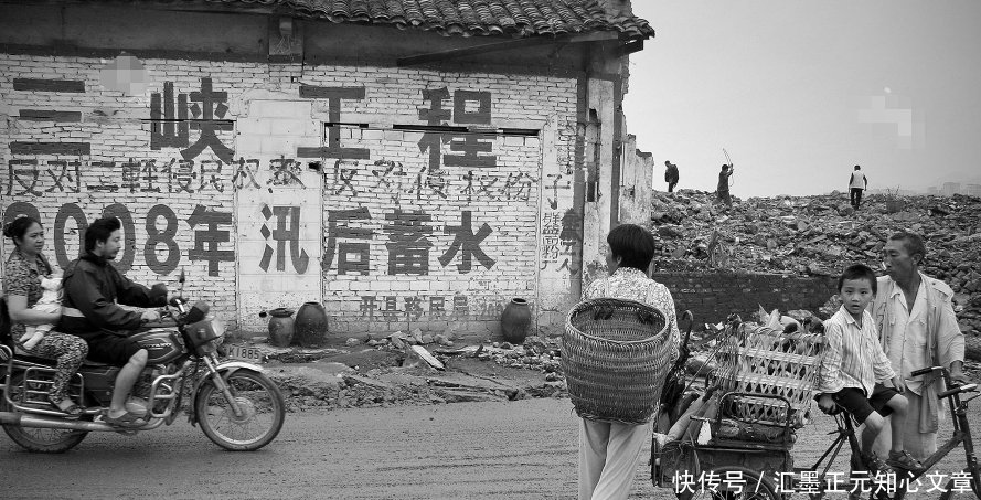  「邓小平」邓小平是土生土长的四川人，为啥却要把四川一分为二原来是这样