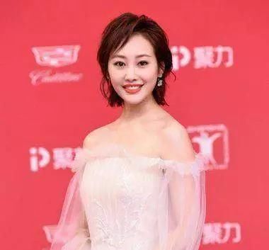  「短发」女人过了35岁，尽量避开这3种短发，特别是第2种，又土又显老！