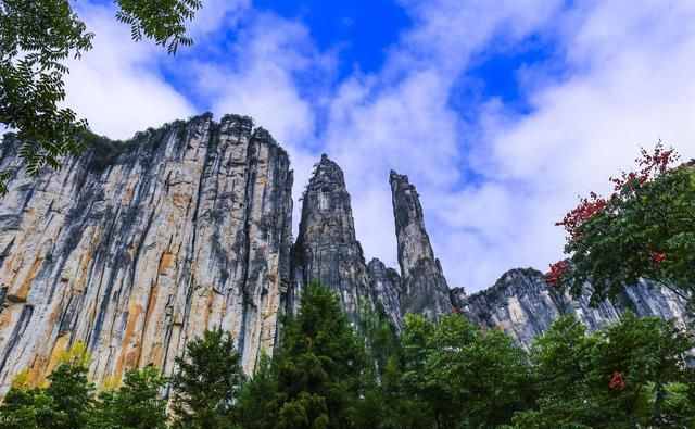 湖北最有意思的5个景区，其中有座山是我国著名的道教圣地