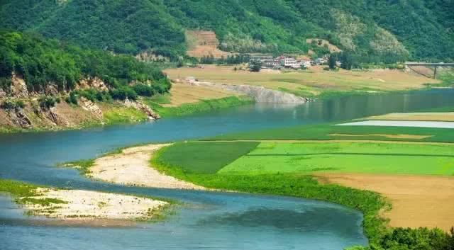 最美的享受，不用出国门，找一个小镇，任时间慢慢流淌