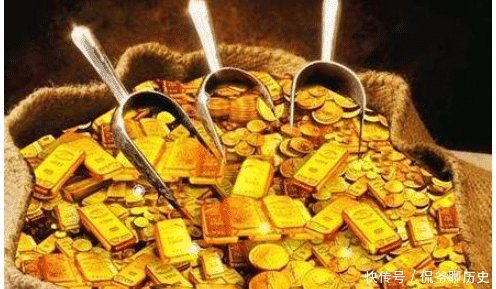 #家里#算命师傅说,家里有这4个生肖的人,日子越过越红火,福及三代!
