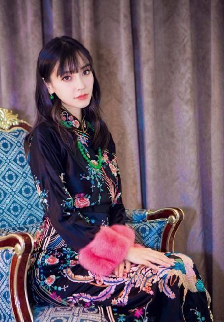 Angelababy颜值比倪妮高这么多，旗袍装却不及倪妮十分之一！