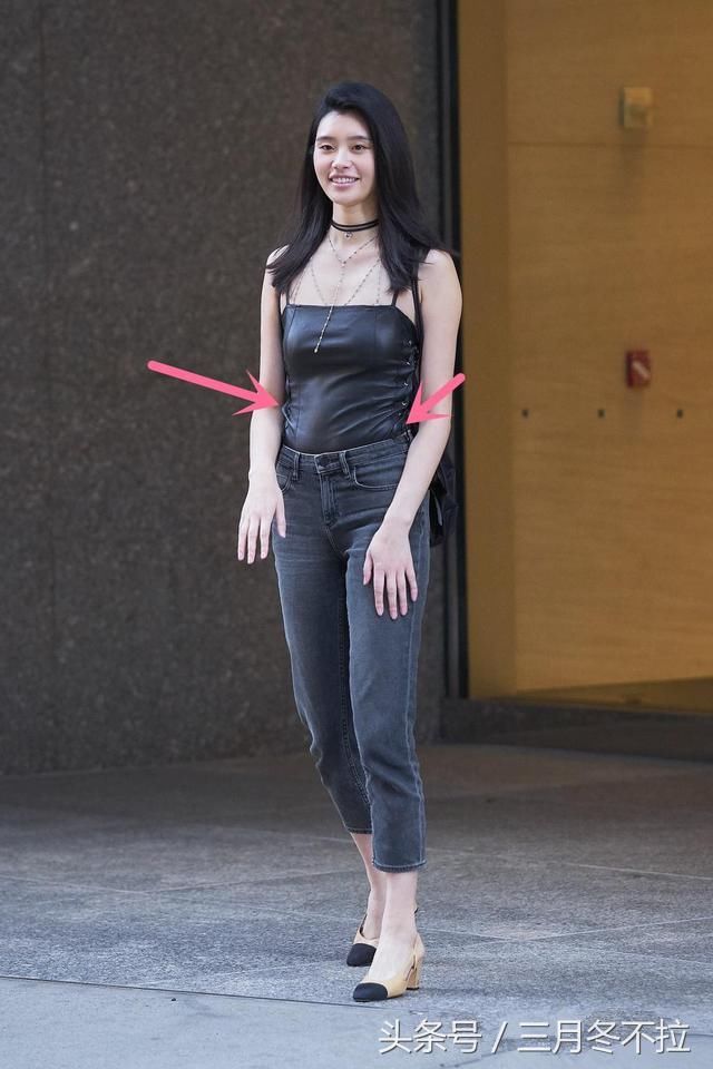 时尚之奚梦瑶偶遇刘雯，网友:小腹差距有点大，奚梦瑶摔坏了?