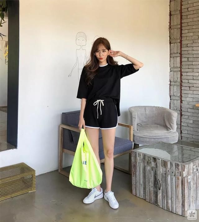 论一个“伪球迷”的自我修养:先跟着“少女幂”学一学不同单品的