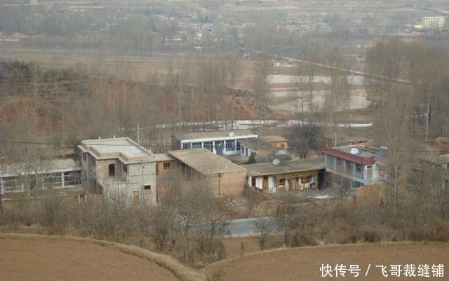  不住■农村俗语：“钱多不住东厢房”，老祖宗的告诫，你认同吗