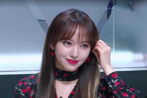 程潇的刘海为什么不会乱？原来她有自己的小妙招，网友：厉害！