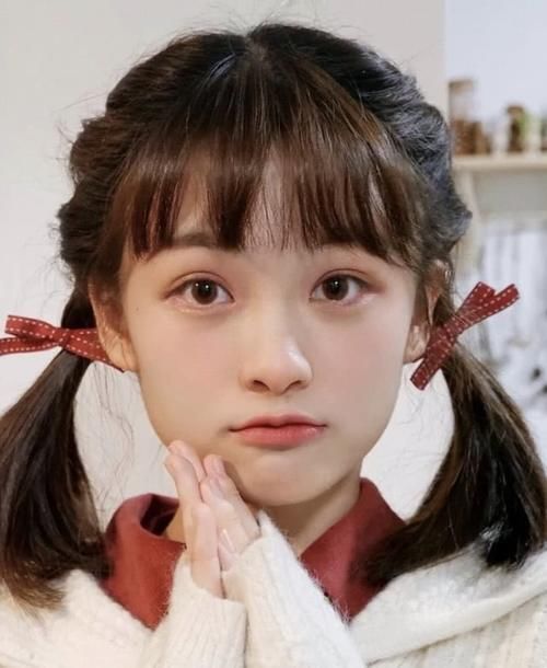  『适合』发型师透露：适合圆脸女生的5款发型，气质又百搭