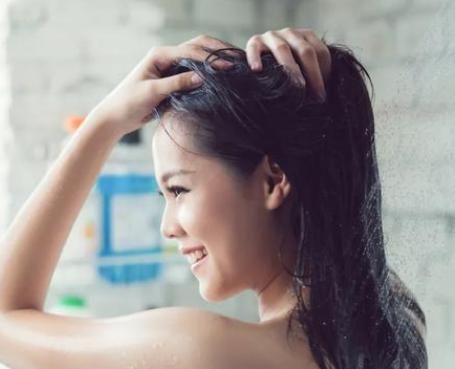  『女生』女生公认好用的身体乳，皮肤细嫩光滑，还能持久留香，你选对了吗