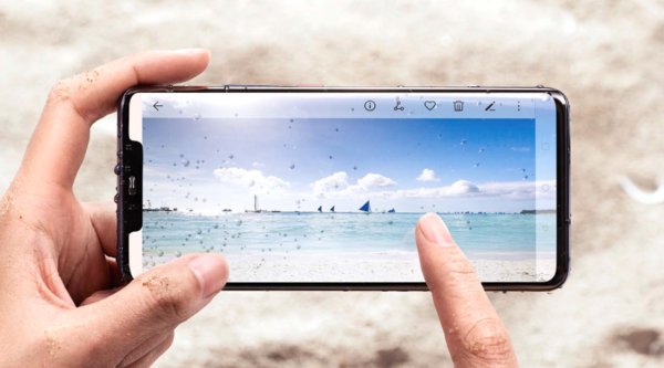 华为Mate 20 Pro上手体验,后置“浴霸三射”带来别样惊喜。