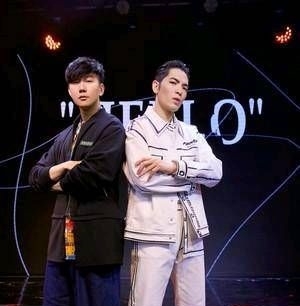 #表演#再见!萧敬腾与林俊杰合编《歌手》获第三名