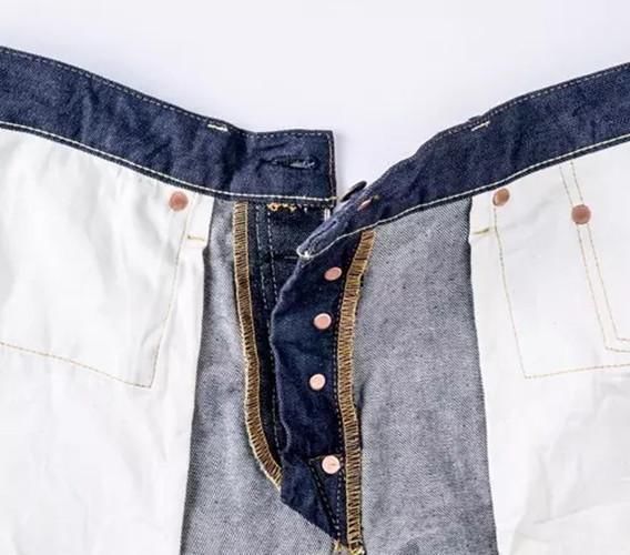 厉害了我的哥，女子画了条“牛仔裤”出门了