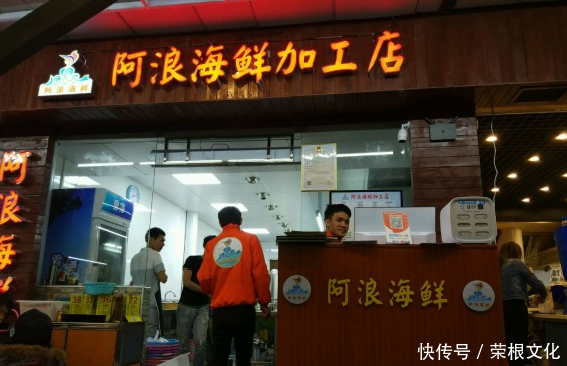 因大海到三亚，爱上大海