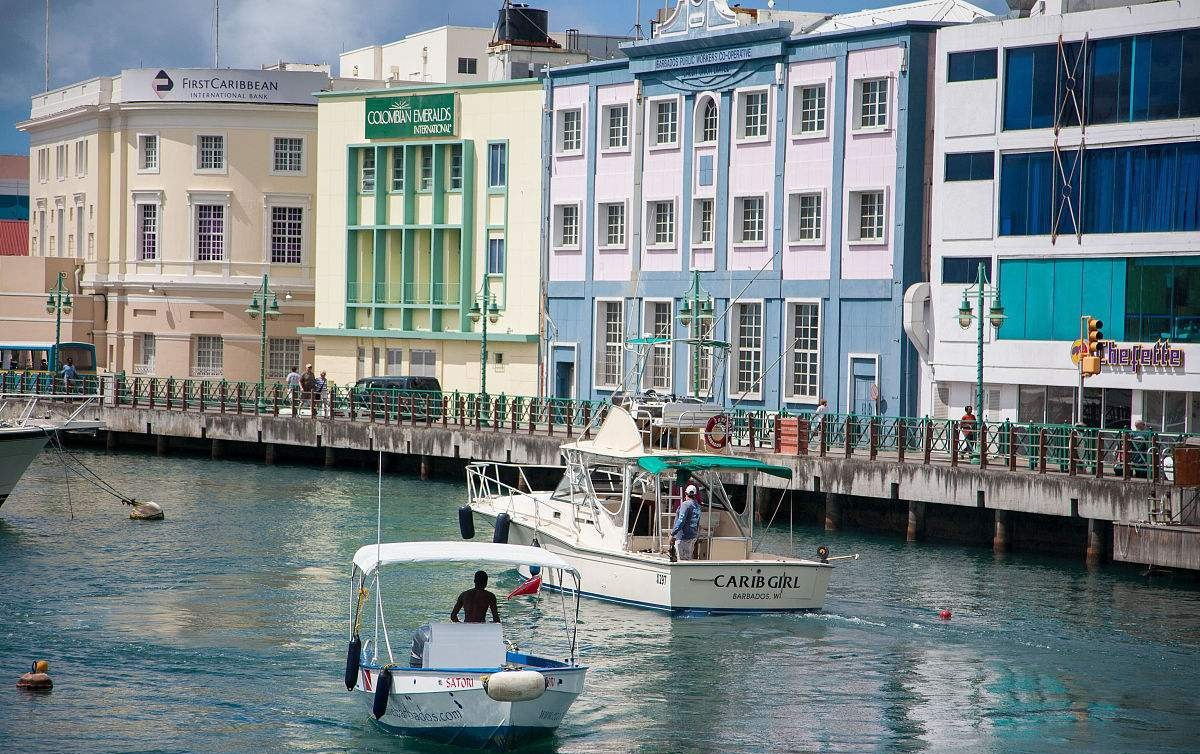 世界唯一黑人发达国家：全国80%黑人，却与韩国一同成发达国家